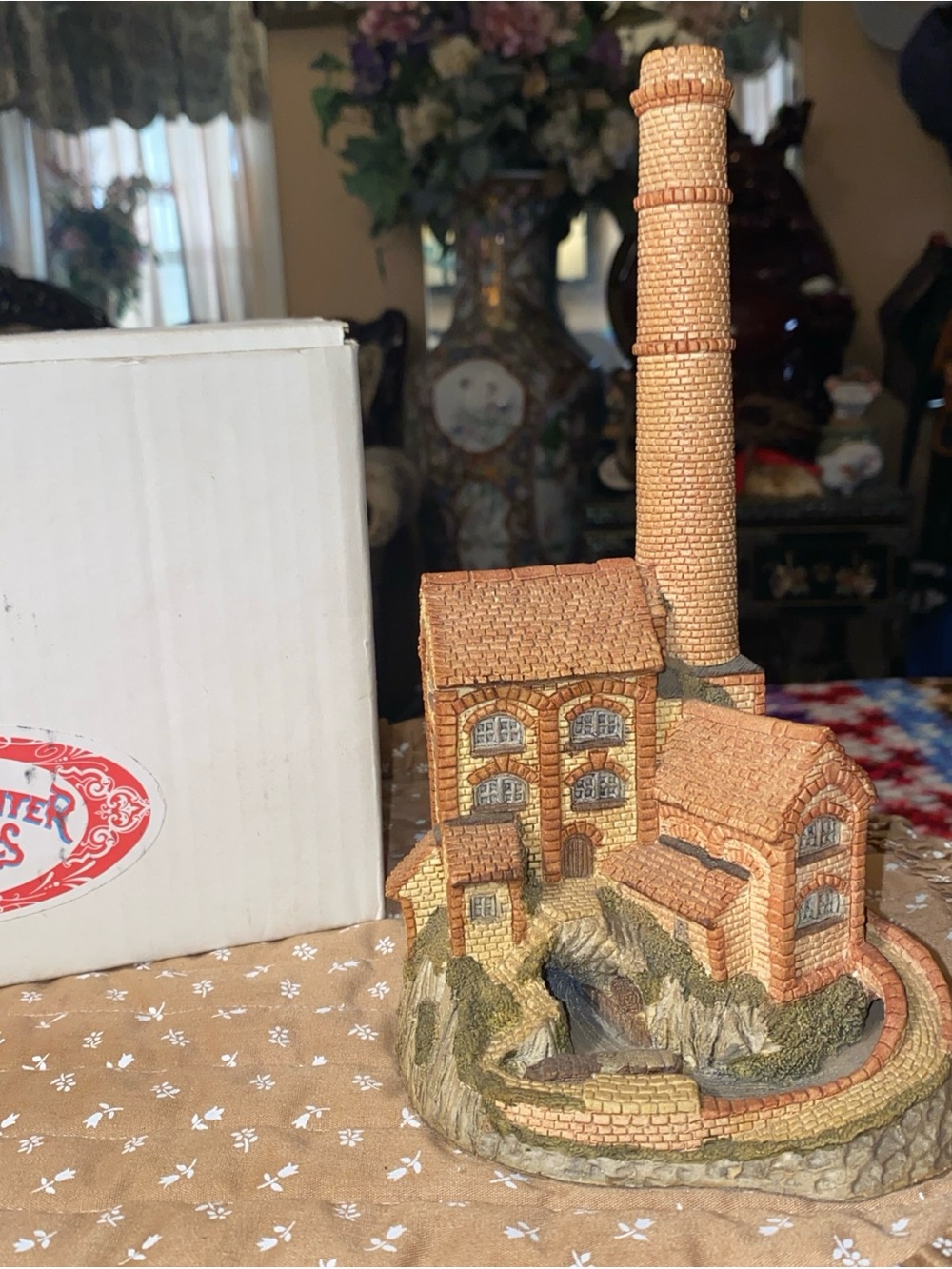 Vintage 1987 David Winter Derbyshire Mill Brown - Home Art Decor In Original Box